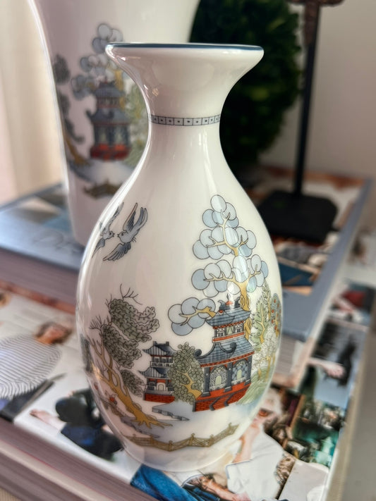 Chinese Legend Vase Set